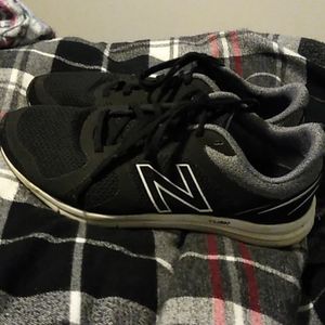 New balance shoes size 9